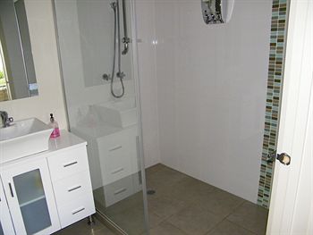 De'Vine Escape - Port Augusta Accommodation 0