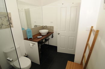 House On The Hill - Hunter Valley - Port Augusta Accommodation 19