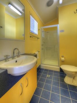 Alex Beach Cabins - Port Augusta Accommodation 2