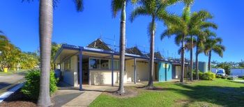 Alex Beach Cabins - Port Augusta Accommodation 24