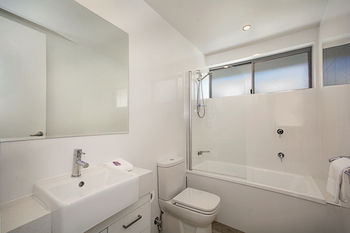 Jacaranda Noosa - Port Augusta Accommodation 34
