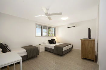 Jacaranda Noosa - Port Augusta Accommodation 38
