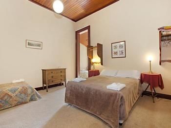 The Victoria & Albert Guesthouse - Port Augusta Accommodation 3