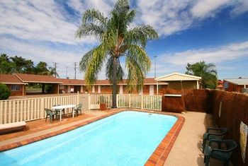 Golden Grain Motor Inn - Port Augusta Accommodation 11