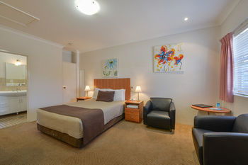 Cadman Motor Inn & Apartments - Port Augusta Accommodation 9