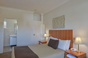 Cadman Motor Inn & Apartments - Port Augusta Accommodation 16
