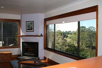 Maleny Mountain Retreat - Port Augusta Accommodation 4