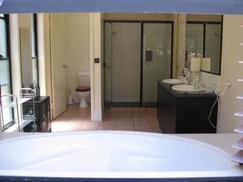 Noosa Edge Nudist Retreat - Port Augusta Accommodation 8