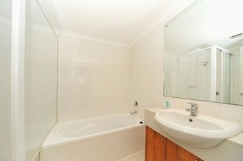 Waldorf Waitara Residential Apartments - Port Augusta Accommodation 8