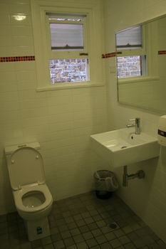 Zing Backpackers - Port Augusta Accommodation 11