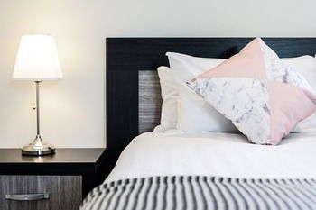 UrbanMinder @ La Banque - Port Augusta Accommodation 4