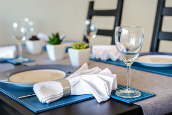 UrbanMinder @ La Banque - Port Augusta Accommodation 6