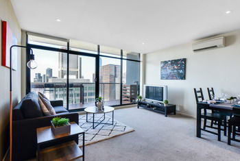 UrbanMinder @ La Banque - Port Augusta Accommodation 8