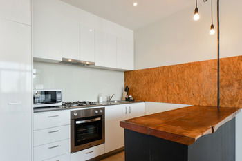 UrbanMinder @ La Banque - Port Augusta Accommodation 18