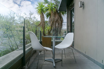 Comfy Kew Apartments - Port Augusta Accommodation 0