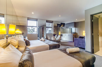 Comfy Kew Apartments - Port Augusta Accommodation 3