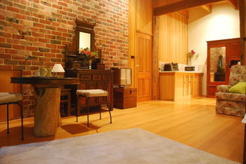 Rocky Creek Art Garden B&B - Port Augusta Accommodation 10