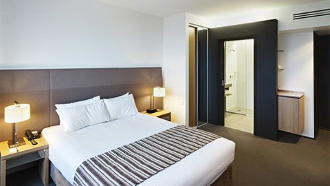 Atura Dandenong - Port Augusta Accommodation 0