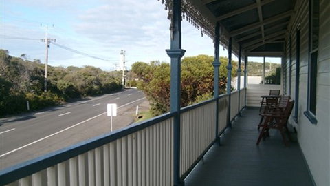 Point Lonsdale Guest House - Port Augusta Accommodation 1
