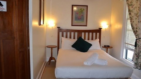 Point Lonsdale Guest House - Port Augusta Accommodation 3