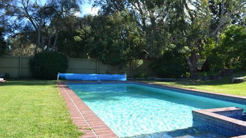 Point Lonsdale Guest House - Port Augusta Accommodation 7