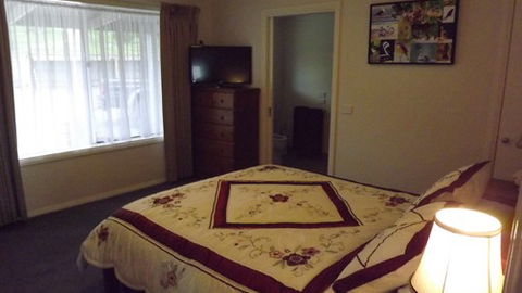 A Fare With Nature @ Prom Road Farm - Port Augusta Accommodation 3