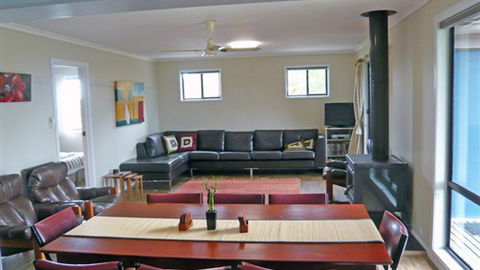 Sabrelyn Park - Port Augusta Accommodation 3