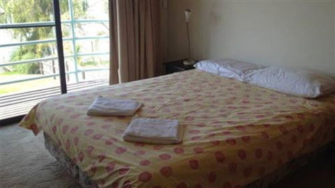 Jacks Villa - Port Augusta Accommodation 4