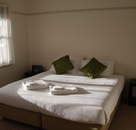Ballarat Cottage On Park - Port Augusta Accommodation