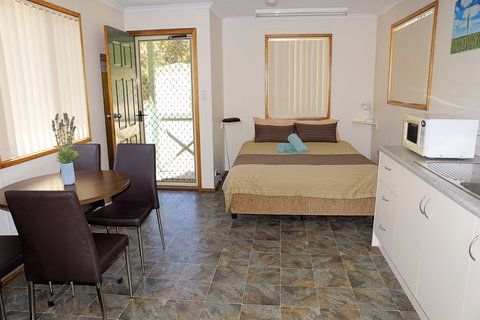 Ardrossan Caravan Park - Port Augusta Accommodation 3