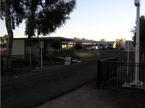Back O' Bourke Accommodation - Port Augusta Accommodation 1