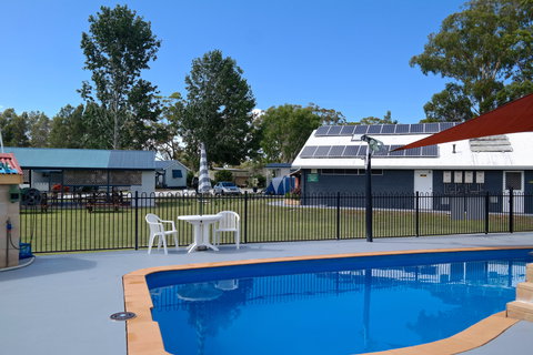 Colonial Holiday Park & Leisure Village - Port Augusta Accommodation 1