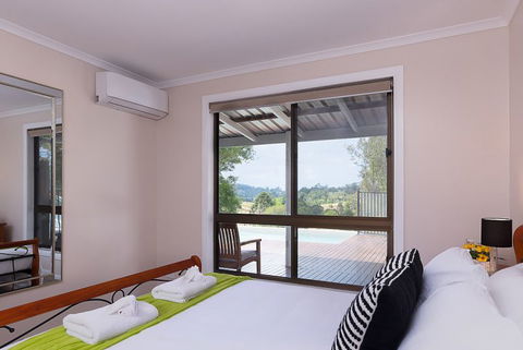 Jacaranda Cottages - Port Augusta Accommodation 12