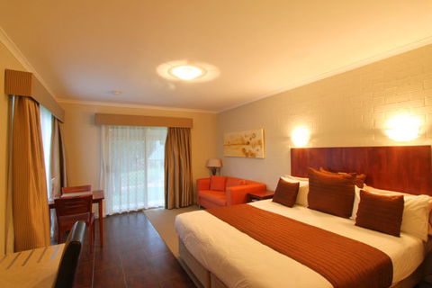Euston Club Cabin Resort - Port Augusta Accommodation 6