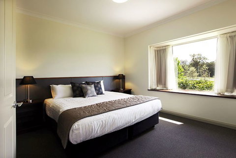 Harrigan's Irish Pub & Ibis Styles Harrington - Port Augusta Accommodation 0