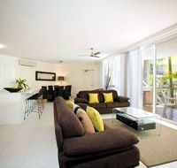Noosa Tropicana