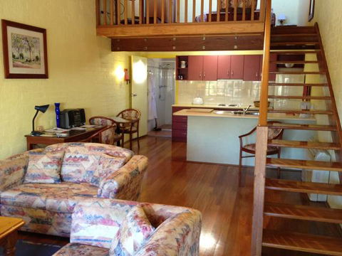Shady Trees Barrington - Port Augusta Accommodation 1