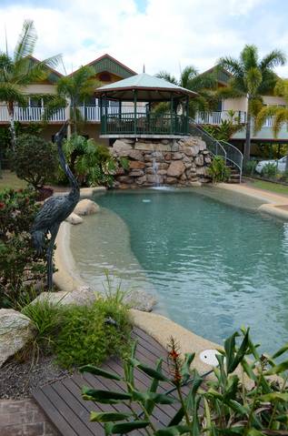 Tinaroo Lake Resort - Holiday Apartments - Port Augusta Accommodation 2