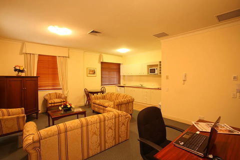 ULTIQA Rothbury Hotel - Port Augusta Accommodation 2