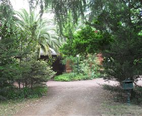 Allan Court Gardens Accommodation - Port Augusta Accommodation 1
