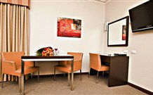 Governor Macquarie Motor Inn - Bathurst - Port Augusta Accommodation 2