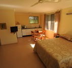 Ned's Bed Horse and Dog-Otel - Clybucca - Port Augusta Accommodation