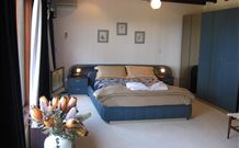 Chalet Swisse Spa Retreat - Port Augusta Accommodation 2