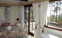 Chalet Swisse Spa Retreat - Port Augusta Accommodation 3