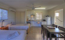 Pilcher Cottage - Port Augusta Accommodation 3