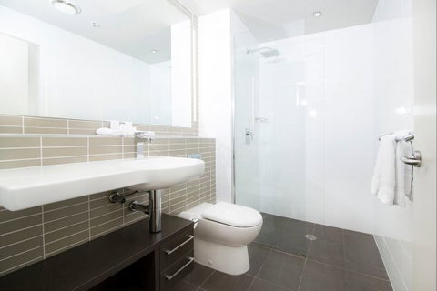 Abode Woden - Port Augusta Accommodation 7