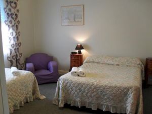 Aaron Cottage - Port Augusta Accommodation 0