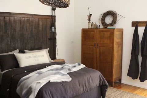 The Speckled Nest - Port Augusta Accommodation 2