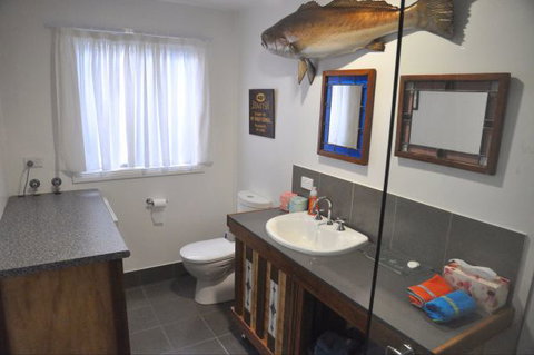 Clyde River Cottage - Port Augusta Accommodation 3
