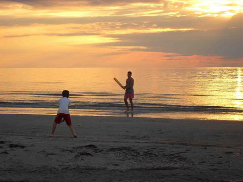 Semaphore Beach Holiday Let - Port Augusta Accommodation 0
